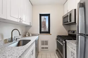 161 W 61st St, New York, NY 10023 - Photo 5