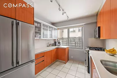 400 E 56th Street #3D, New York City, NY 10022 - Photo 9