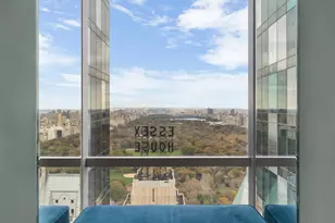 157 W 57th St, New York City, NY 10019 - Photo 17