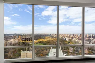 157 W 57th St, New York City, NY 10019 - Photo 3