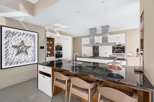 157 W 57th St, New York City, NY 10019 - Photo 15