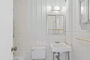 225 E 36th St, New York City, NY 10016 - Photo 5