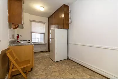 868 E 7th Street #3C, New York City, NY 11230 - Photo 9