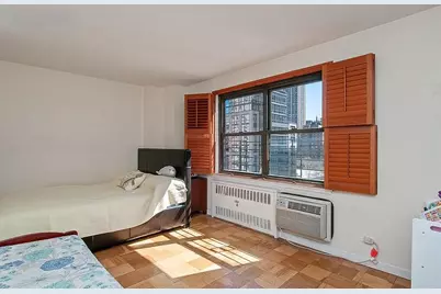 185 W End Avenue #12G, New York City, NY 10023 - Photo 3