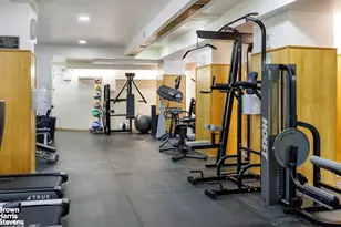 710 Park Ave, New York City, NY 10021 - Photo 19