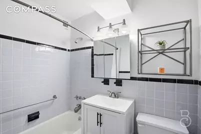 33-64 21st Street #6D, New York City, NY 11106 - Photo 9