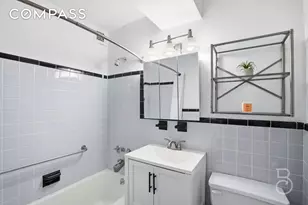 33-64 21st St, New York City, NY 11106 - Photo 9