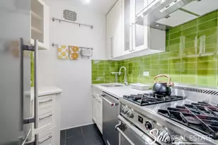 34 Plaza St, New York City, NY 11238 - Photo 5