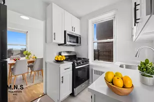 143-25 84th Dr, New York City, NY 11435 - Photo 5