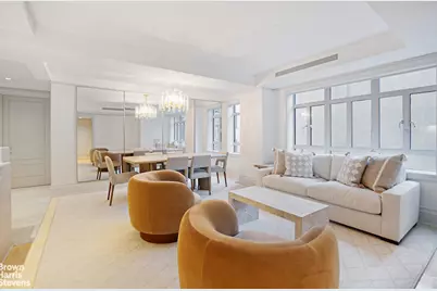 21 E 61st Street #5F, New York City, NY 10065 - Photo 1
