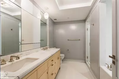 21 E 61st Street #5F, New York City, NY 10065 - Photo 7