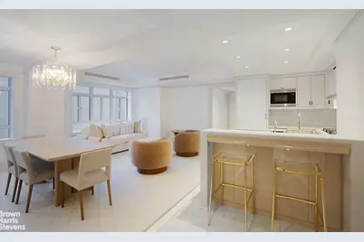 21 E 61st Street #5F, New York City, NY 10065 - Photo 3