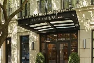 21 E 61st St, New York City, NY 10065 - Photo 17