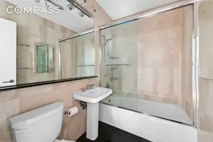 360 E 88th St, New York City, NY 10128 - Photo 9