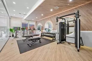 37-34 33rd St, New York City, NY 11101 - Photo 19