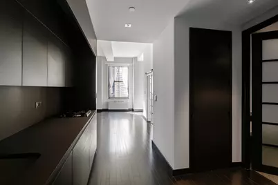 20 Pine Street #907, New York City, NY 10005 - Photo 5