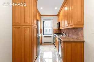 25-40 31st Ave, New York City, NY 11106 - Photo 9