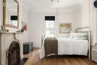 67 Perry Street #4, New York, NY 10014 - Photo 9