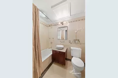 330 E 72nd Street #12, New York City, NY 10021 - Photo 11