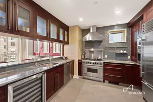 330 E 72nd St, New York City, NY 10021 - Photo 5