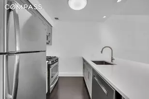 516 W 47th St, New York City, NY 10036 - Photo 7