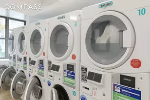 516 W 47th St, New York City, NY 10036 - Photo 15