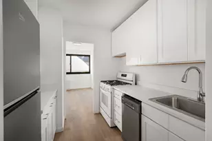 1725 York Ave, New York City, NY 10128 - Photo 3