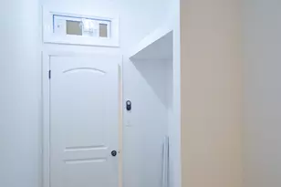 211 St Nicholas Ave, New York City, NY 11237 - Photo 7