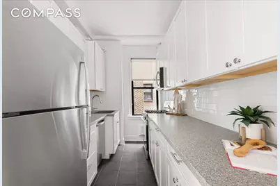 322 W 72nd Street #3D, New York, NY 10023 - Photo 3