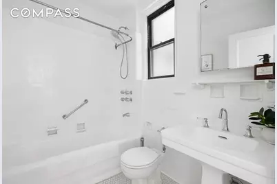 322 W 72nd Street #3D, New York, NY 10023 - Photo 9