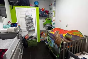 732 E 223rd St, New York City, NY 10466 - Photo 3