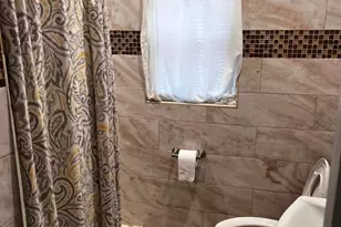 732 E 223rd St, New York City, NY 10466 - Photo 9