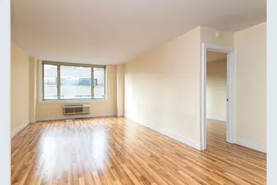 130 W 67th Street #11J, New York, NY 10023 - Photo 3