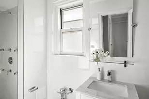 434 E 52nd St, New York City, NY 10022 - Photo 39