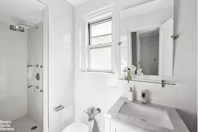 434 E 52nd Street #10E, New York City, NY 10022 - Photo 21