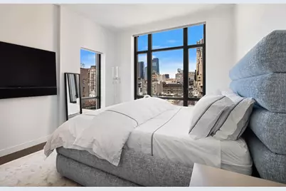 211 W 14th Street #10B, New York, NY 10011 - Photo 5