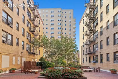 60 E 9th Street #341, New York, NY 10003 - Photo 7