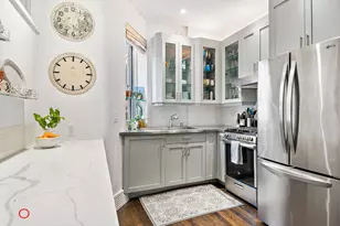 198 E 7th St, New York, NY 10009 - Photo 3