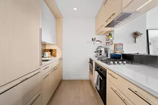 252 South St, New York City, NY 10002 - Photo 3