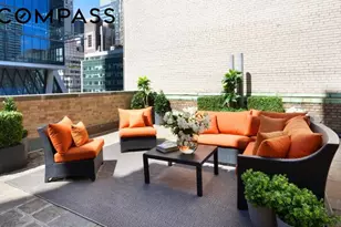 111 E 56th St, New York City, NY 10022 - Photo 9