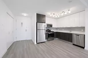 1524 Sheepshead Bay Rd, New York City, NY 11235 - Photo 7