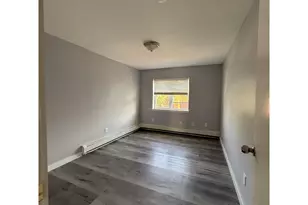 813 E 225th St, Bronx, NY 10466 - Photo 5