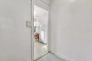 880 W 181st St, New York, NY 10033 - Photo 9