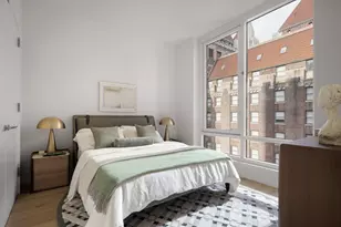 135 E 47th St, New York City, NY 10017 - Photo 5