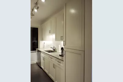 40 Central Park S #5D, New York, NY 10019 - Photo 7