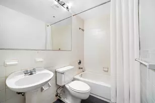 372 DeKalb Ave, New York City, NY 11205 - Photo 9