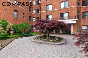 15818 Riverside Dr W, New York City, NY 10032 - Photo 19