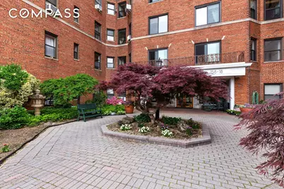 158-18 Riverside Drive W #2M, New York, NY 10032 - Photo 19