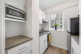 150 E 37th St, New York City, NY 10016 - Photo 7