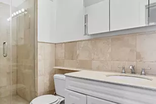 333 E 34th St, New York City, NY 10016 - Photo 5